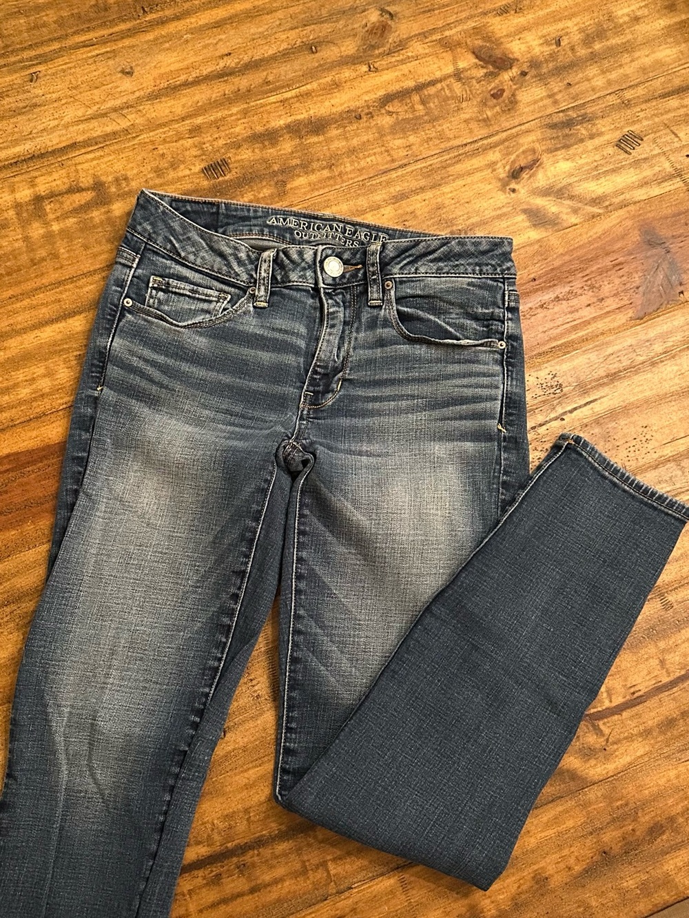 American Eagle Outfitters Faded Blue Skinny Jeans